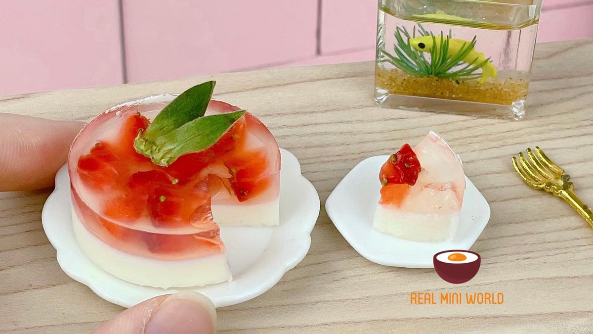 Tiny Dessert 😳 Strawberry jelly cake 🍓🍰Miniature Cooking Real Mini