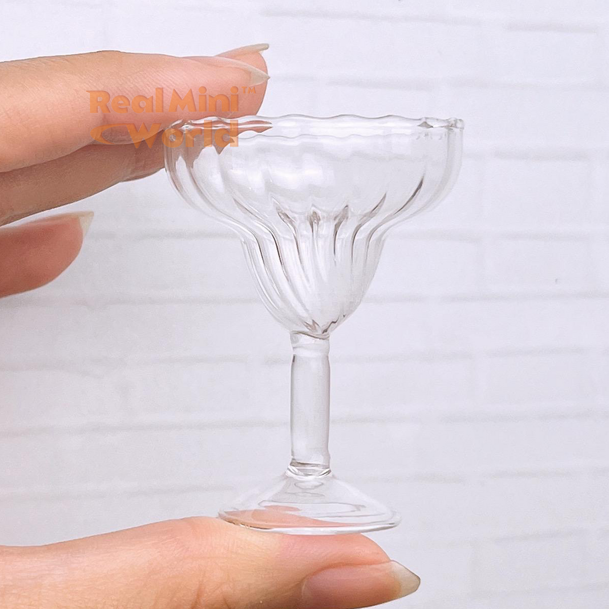 ミニチュアビッグカクテルグラス | ミニクッキングショップ – Real ミニチュアビッグカクテルグラス | ミニクッキングショップ – Real