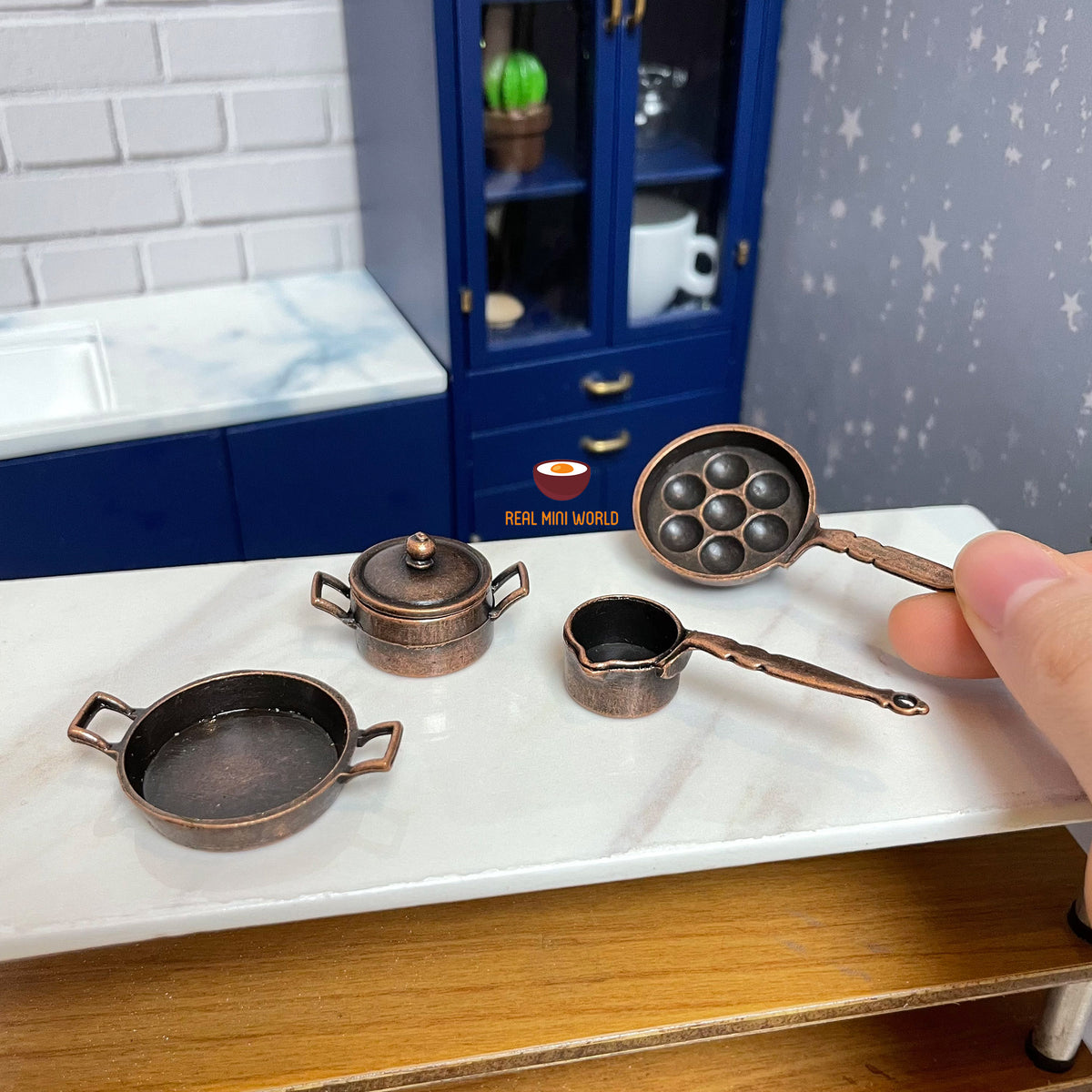 1:12 dollhouse miniature pan set : cook real mini food – Real Mini World