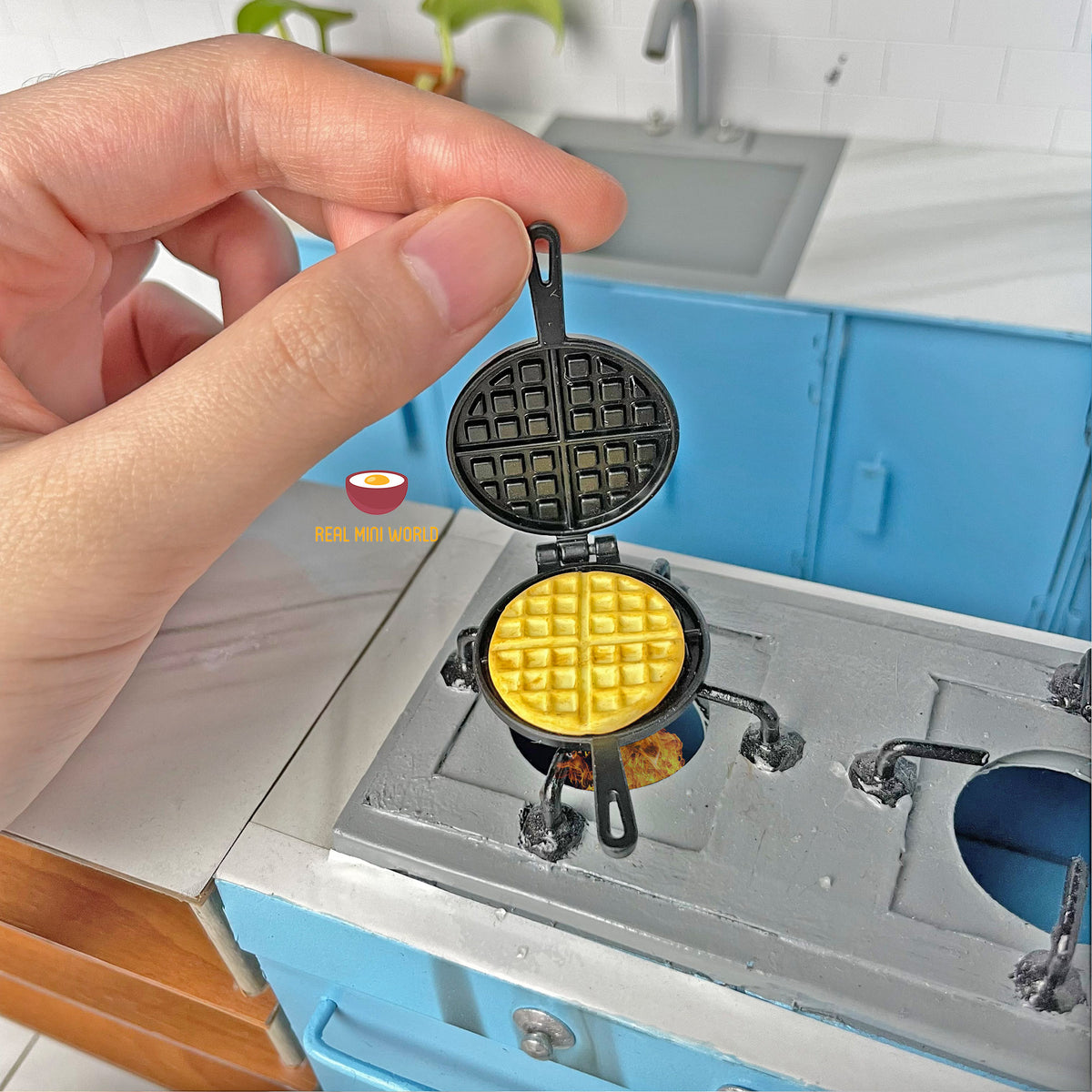 1:12 Dollhouse Miniature Waffle Maker Miniature Cookware 
