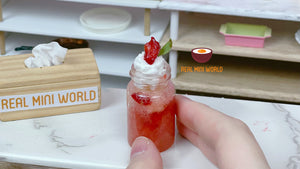 Tiny Juice: Strawberry Banana juice|Miniature Cooking with Blender