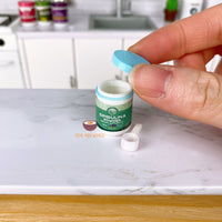 Miniature Real Spirulina Powder Container + Scoop | Mini Food Cooking Shop