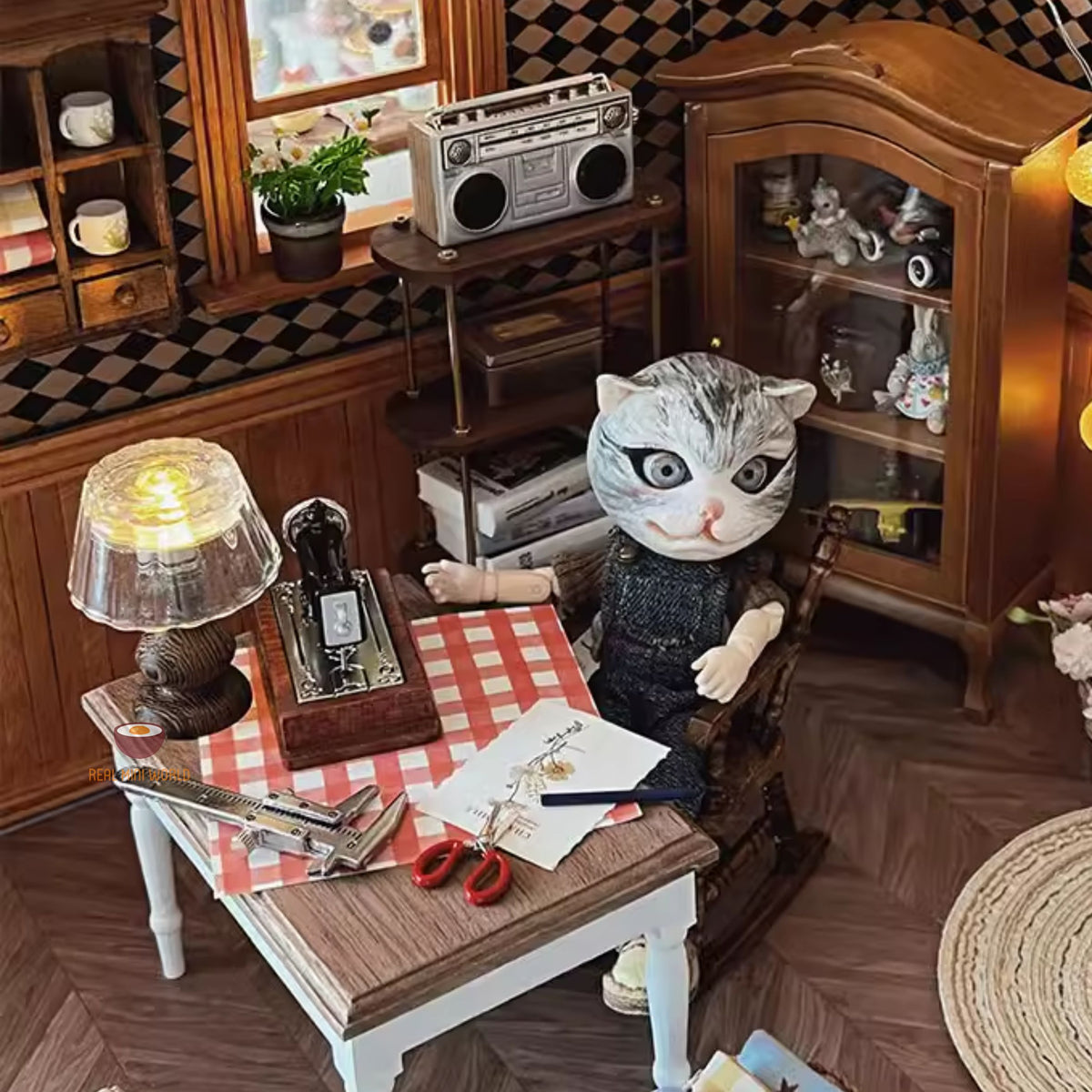 Miniature REAL Classic Wood Desk Lamp 1:6 Scale | Miniature Shop – Real ...