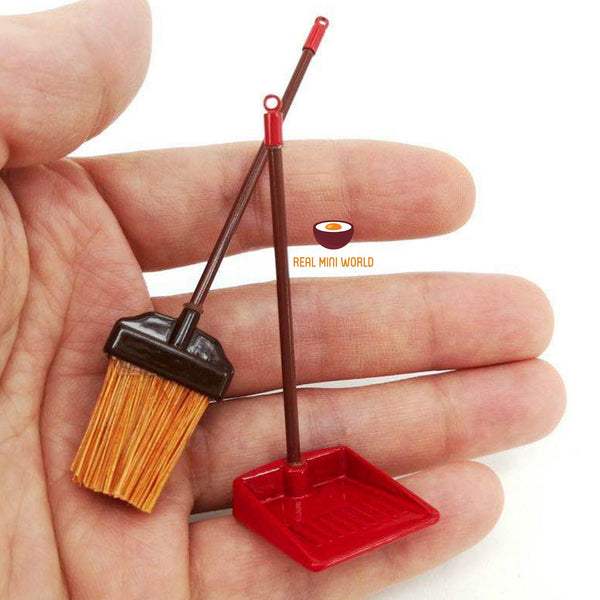 Miniature Real Dollhouse Cleaning Tools Broom and Shovel : clean your miniature kitchen
