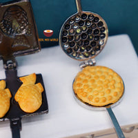 Miniature REAL Cooking Egg Waffle Pan 1:12 