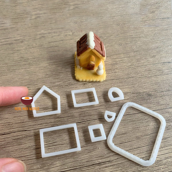 Tiny Baking Gingerbread House Miniature Cookies Cutter Kit
